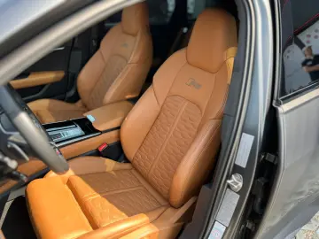 Audi RS6 Avant