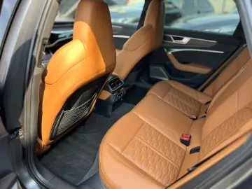Audi RS6 Avant