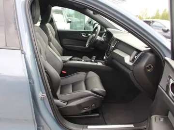 XC60 R Design AWD