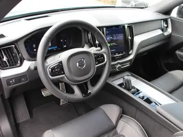 XC60 R Design AWD