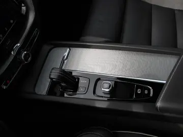XC60 R Design AWD