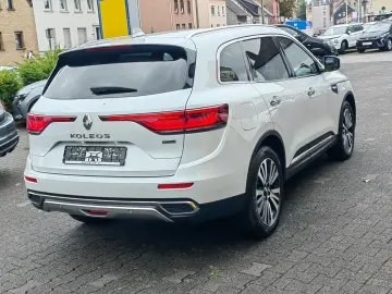 Koleos Initiale Paris 4x4 185 Pano Sitzbelüftung