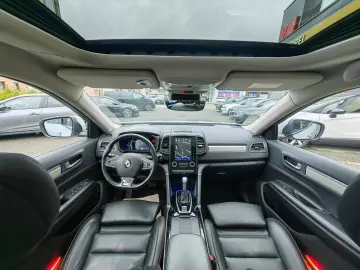 Koleos Initiale Paris 4x4 185 Pano Sitzbelüftung