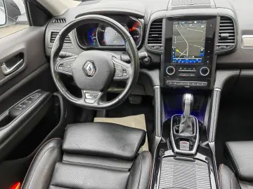 Koleos Initiale Paris 4x4 185 Pano Sitzbelüftung