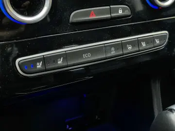 Koleos Initiale Paris 4x4 185 Pano Sitzbelüftung