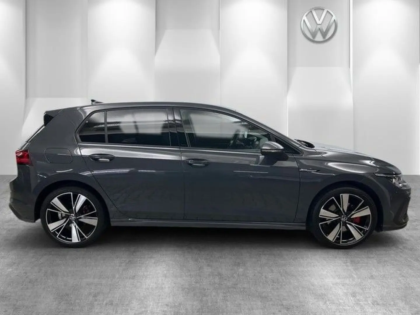 Golf GTD DSG MATRIX KAKMERA BUSINESS ACC NAVI CO