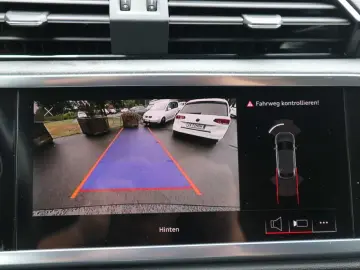 Q3 Sportback 45 1.4 TFSI e basis +Matrix+Navi