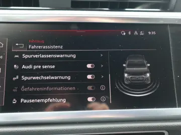 Q3 Sportback 45 1.4 TFSI e basis +Matrix+Navi