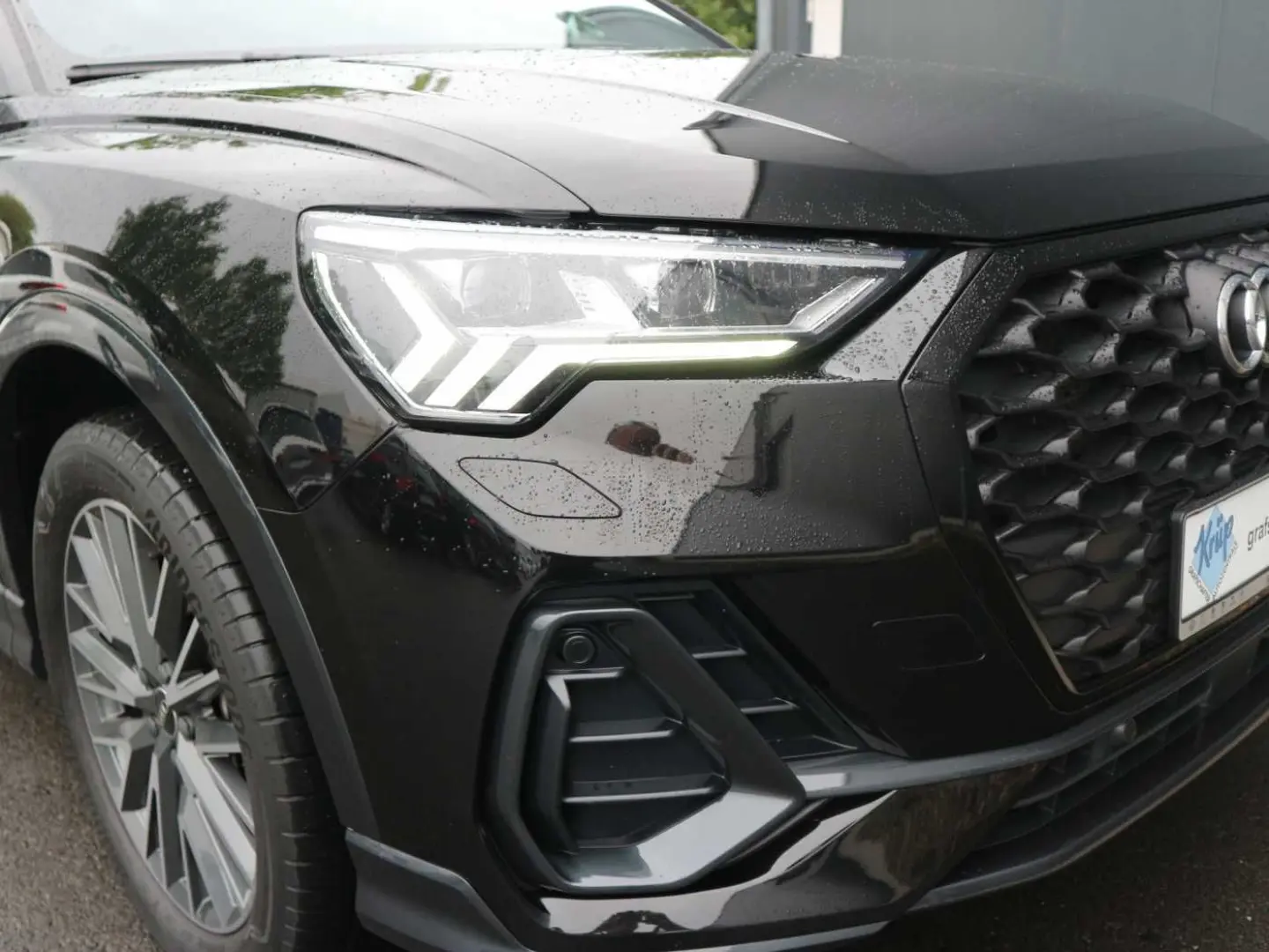 Q3 Sportback 45 1.4 TFSI e basis +Matrix+Navi