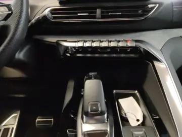 3008 1.5 BlueHDi 130 GT Automatik Navi 360-Kamer