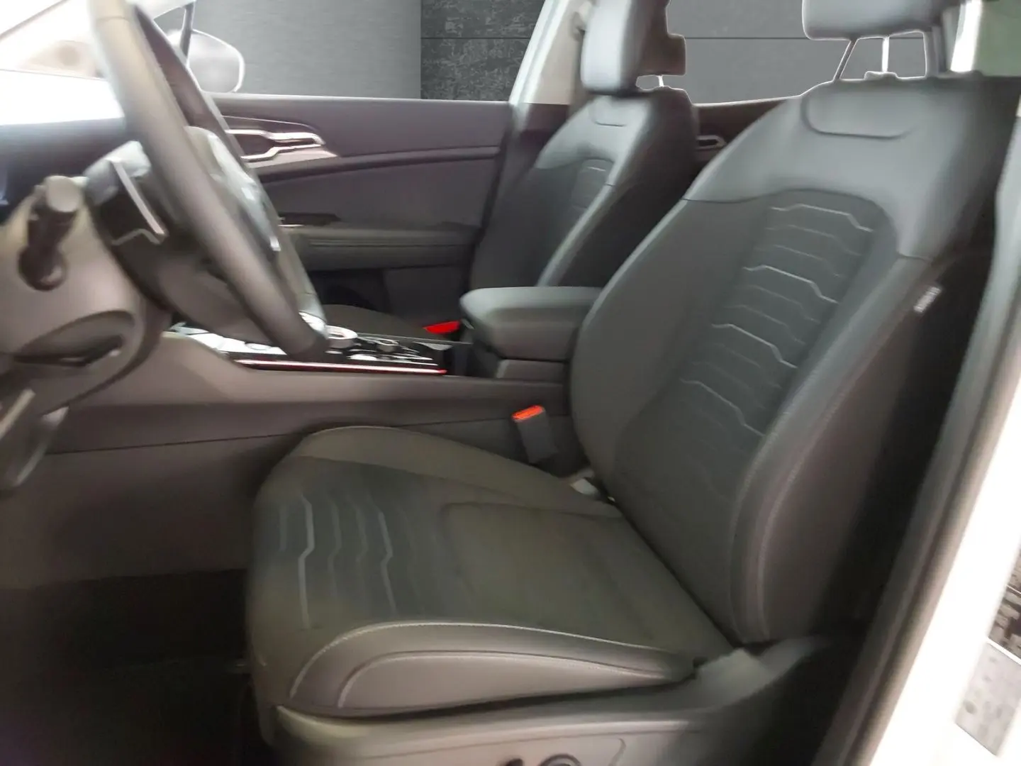 Sportage Spirit 1.6T AT Navi digitales Cockpit L