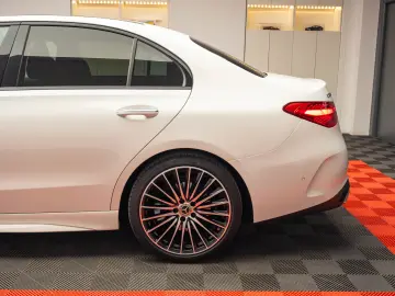 Mercedes Benz C220d