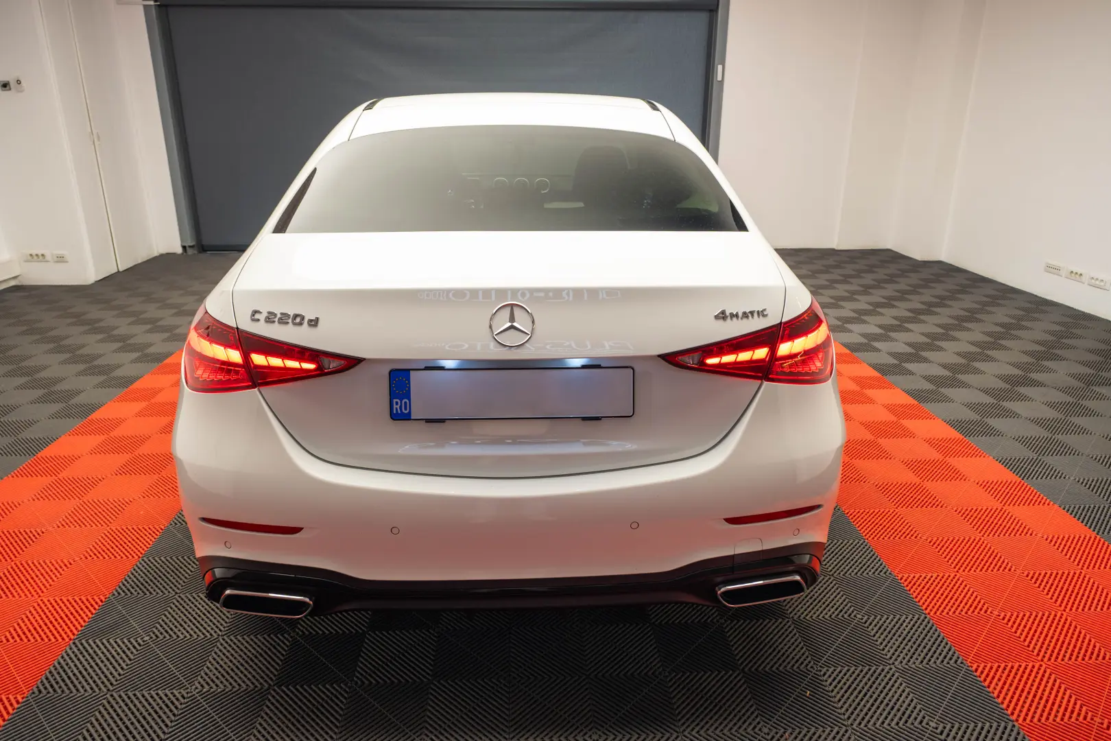 Mercedes Benz C220d