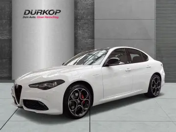 Giulia 2.0 Turbo Veloce Allrad AT NAVI Leder LED