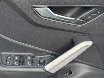 Q2 35 TFSI advanced
