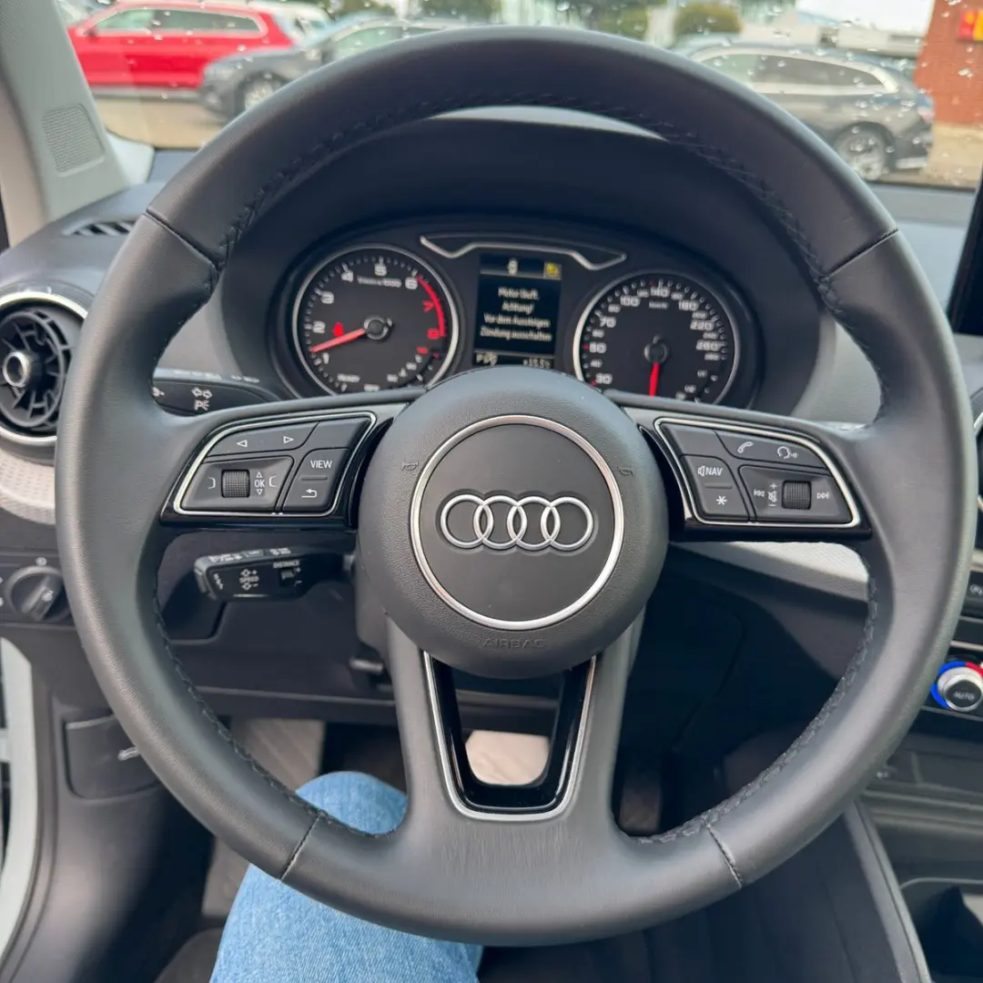 Q2 35 TFSI advanced