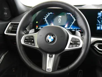 320d xDrive M Sport DrivAssProf ACC Head-Up GSD