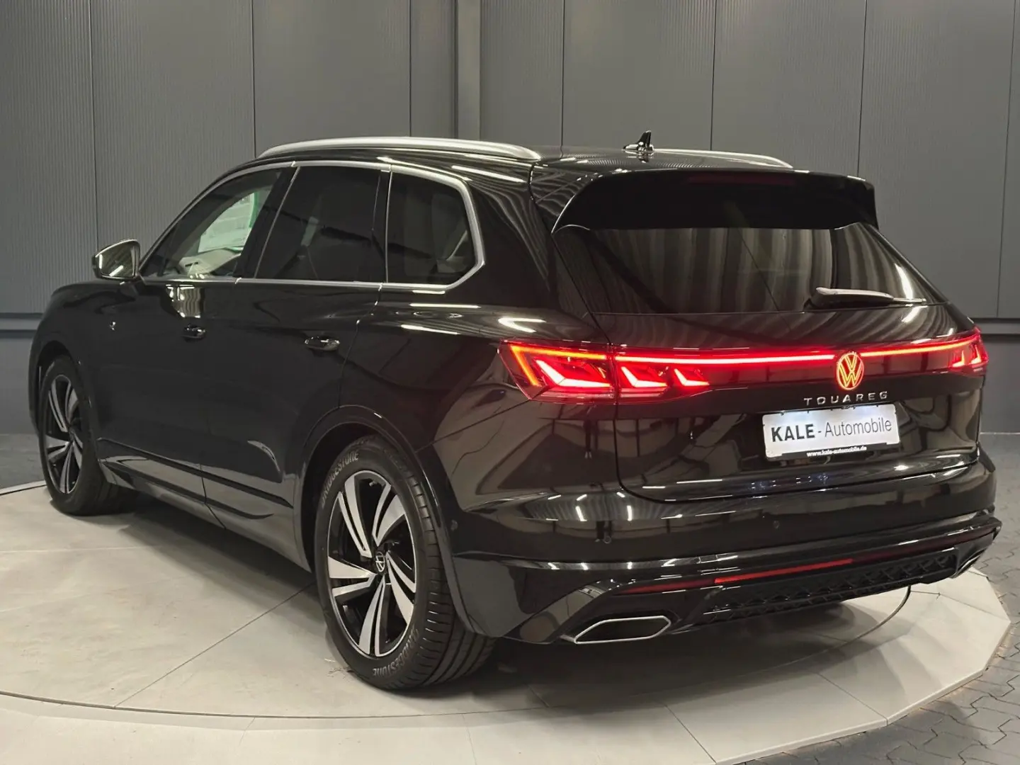 Touareg V6 4Motion R-Line*LEDER/Beige*VW-GARANTI