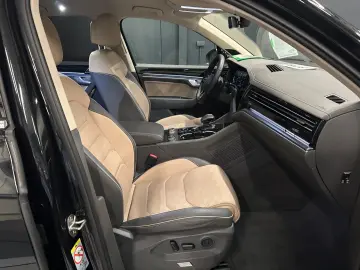 Touareg V6 4Motion R-Line*LEDER/Beige*VW-GARANTI