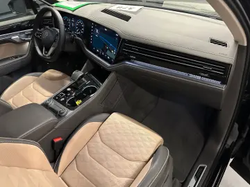 Touareg V6 4Motion R-Line*LEDER/Beige*VW-GARANTI