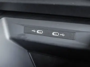 Formentor VZ 2.0 TSI DSG AHK+RFK+NAVI+SHZ+LED