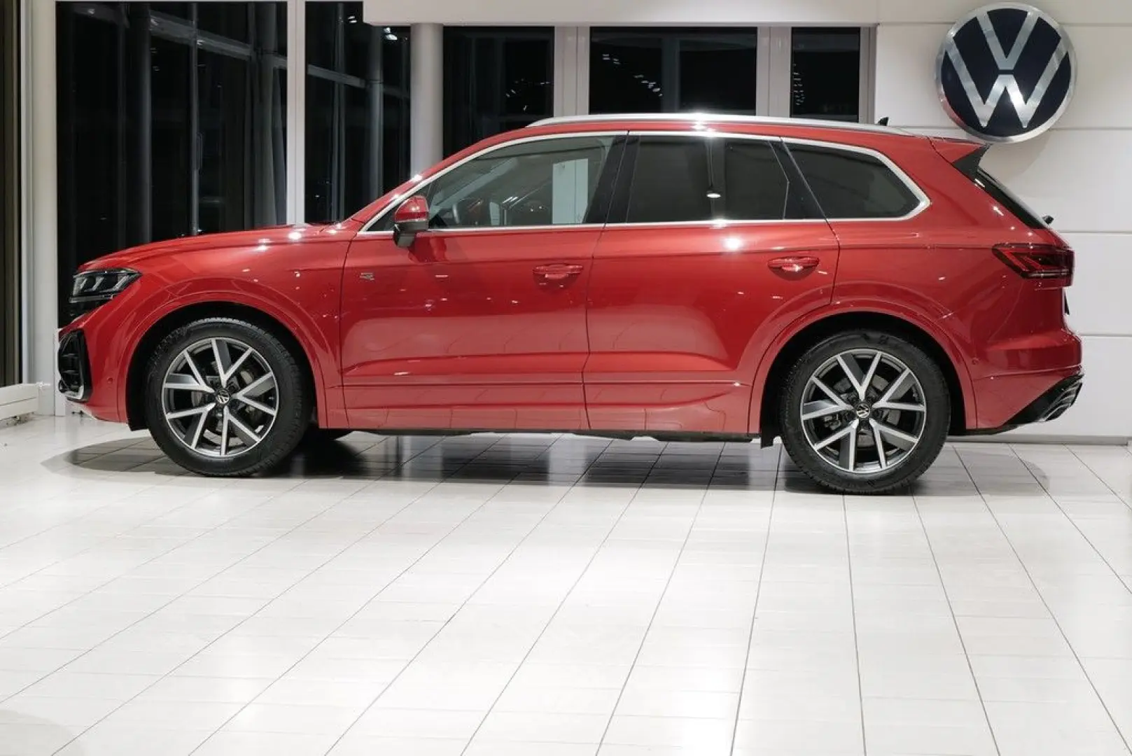Touareg 3.0TDI R-Line Pano Dynaudio StdHz AHK Ke