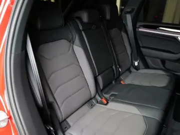 Touareg 3.0TDI R-Line Pano Dynaudio StdHz AHK Ke