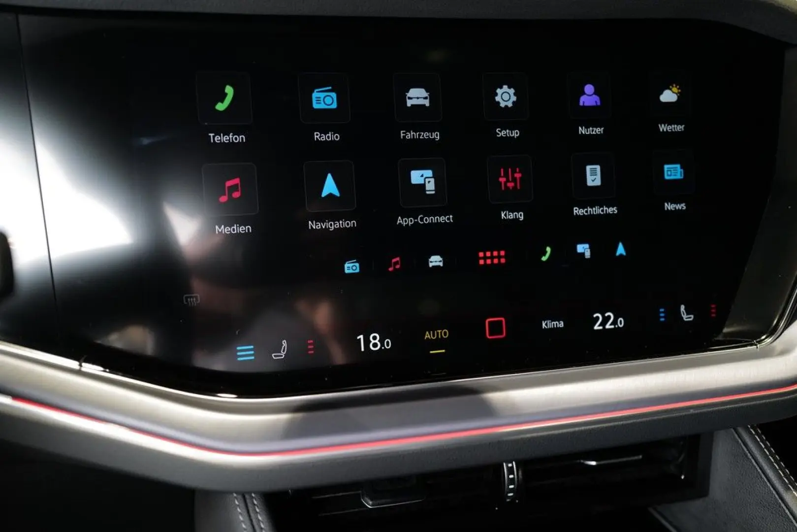 Touareg 3.0TDI R-Line Pano Dynaudio StdHz AHK Ke