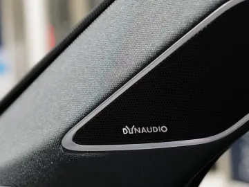 Touareg 3.0TDI R-Line Pano Dynaudio StdHz AHK Ke