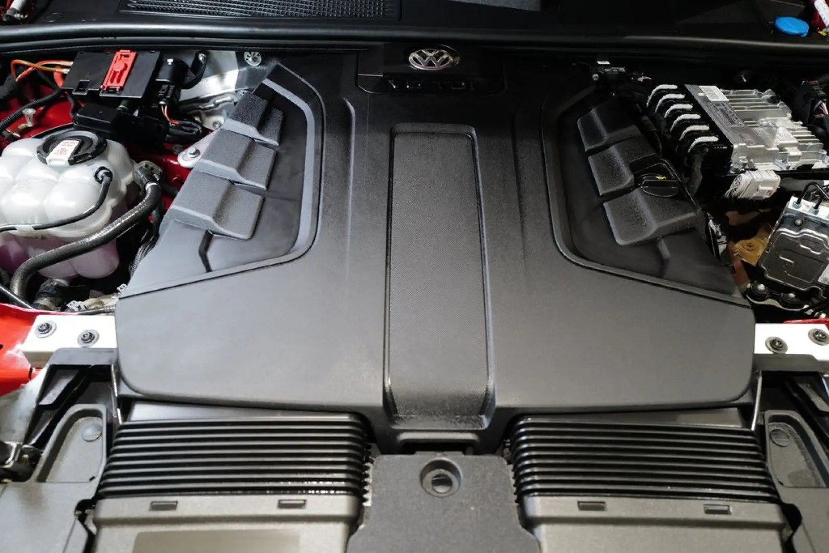 Touareg 3.0TDI R-Line Pano Dynaudio StdHz AHK Ke