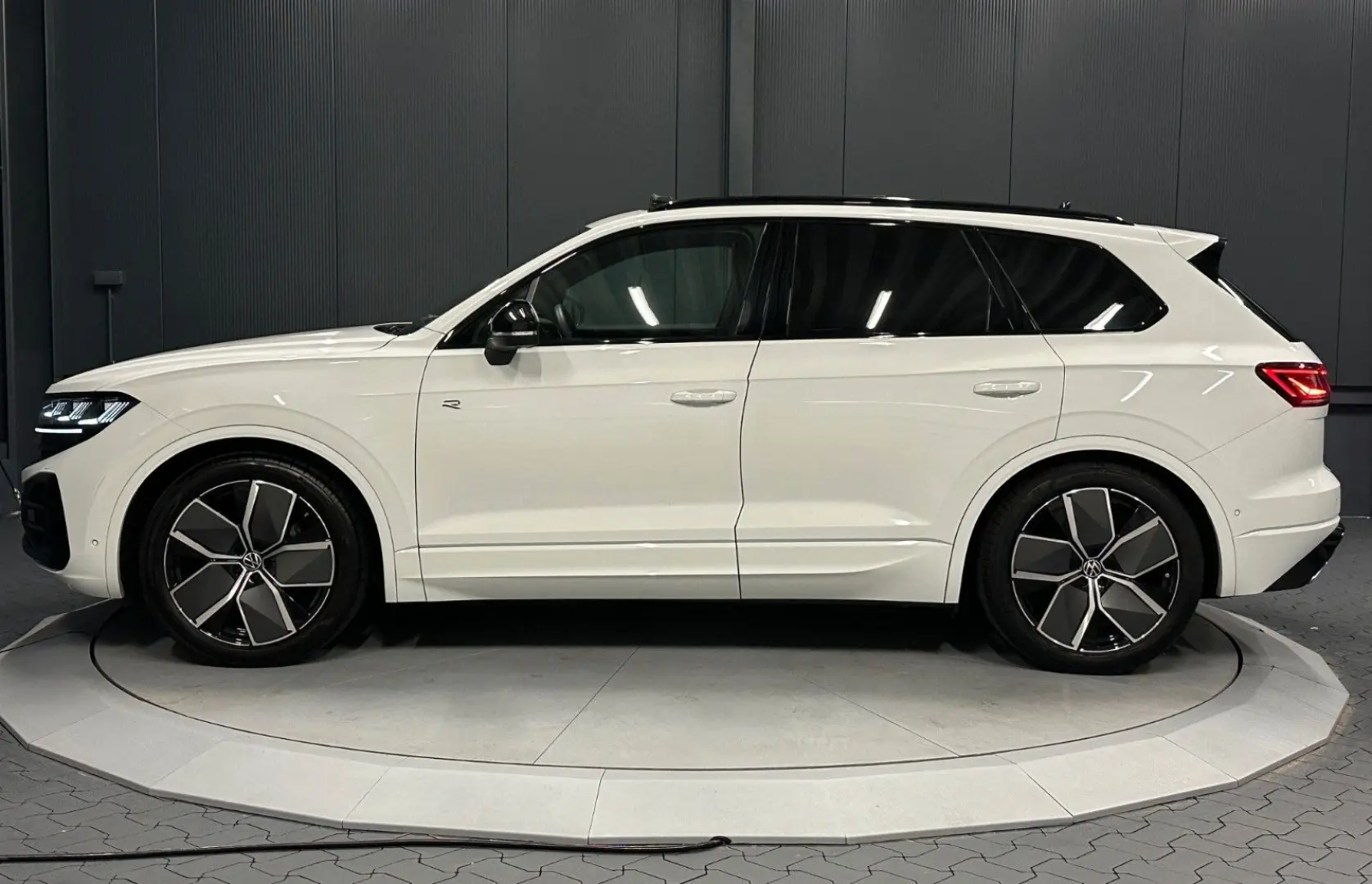 Touareg V6 TDI 4Mot. R-Line/Black Style*21Zoll*