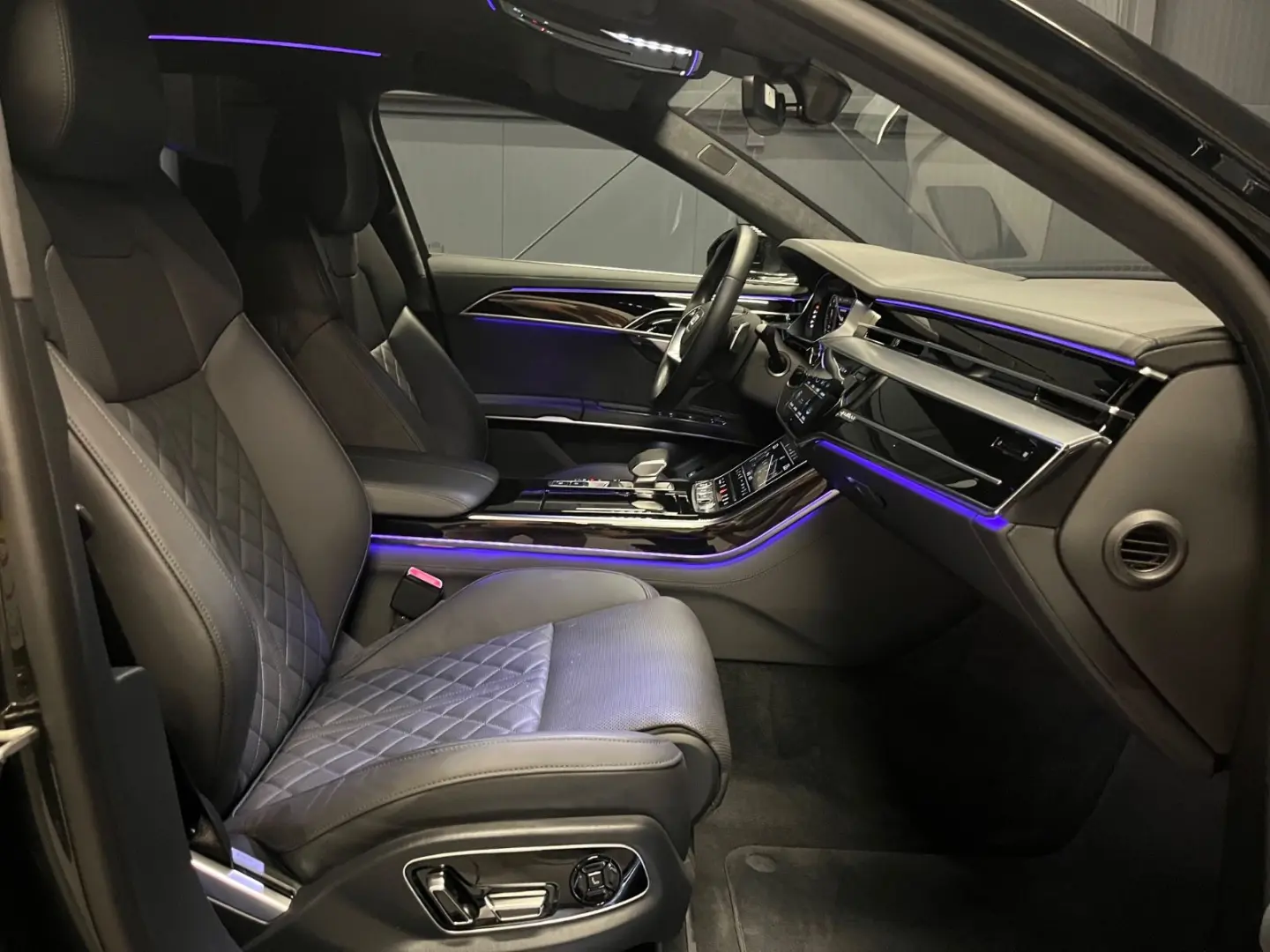 A8 50 TDI L quattro Long*3x TV*Kühlbox*Nachtsich