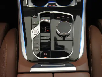 X5 xDrive30d M Sport Pro ACC AHK H&K Pano HeadUp