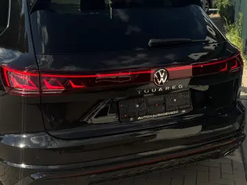 Touareg 3.0 TDI*4Motion*R-Line*IQ*PANO*AIR*STHZG