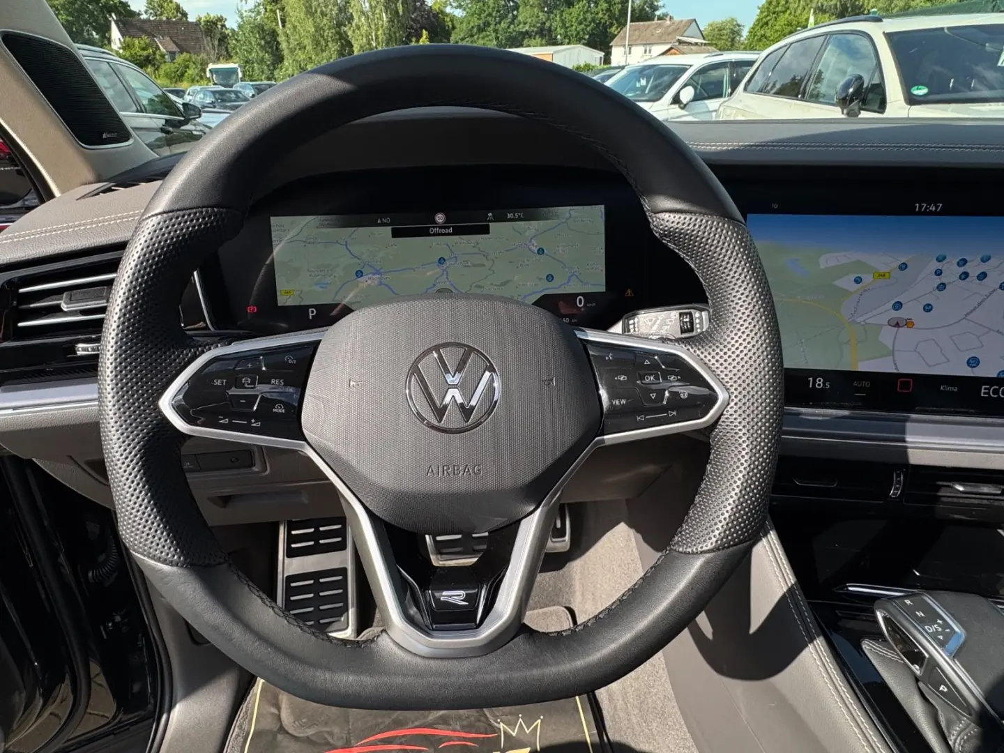 Touareg 3.0 TDI*4Motion*R-Line*IQ*PANO*AIR*STHZG