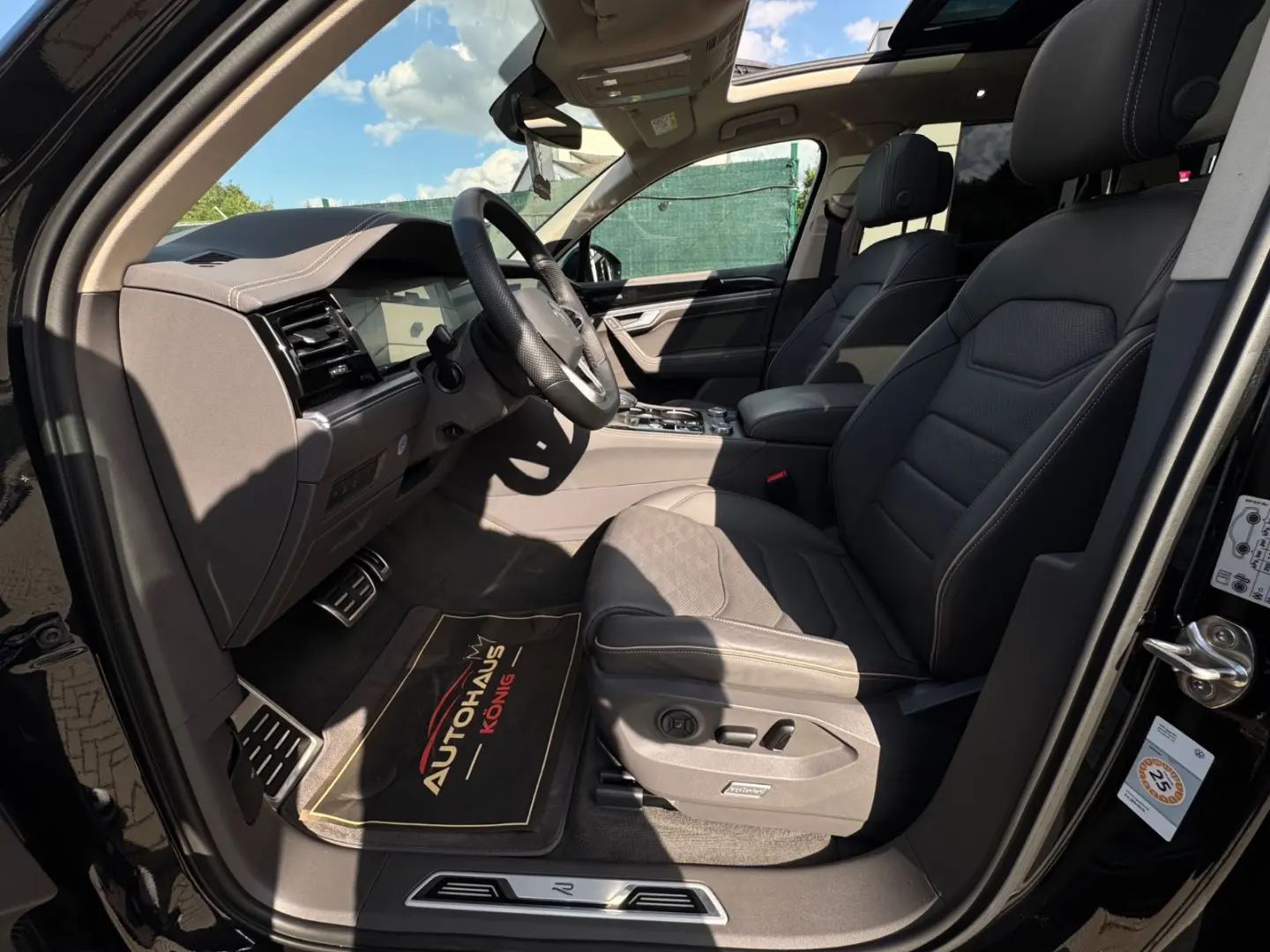 Touareg 3.0 TDI*4Motion*R-Line*IQ*PANO*AIR*STHZG