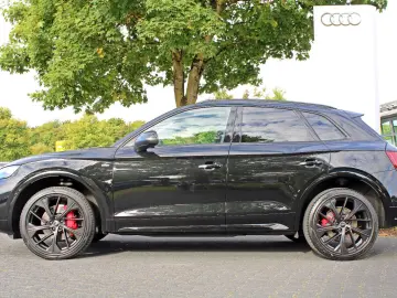 Q5 40TDI qu S LINE PANO BLACK MATRIX TOUR/STADT