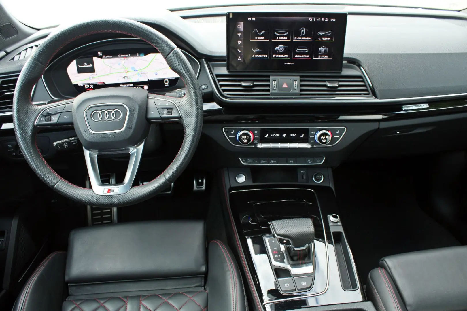 Q5 40TDI qu S LINE PANO BLACK MATRIX TOUR/STADT