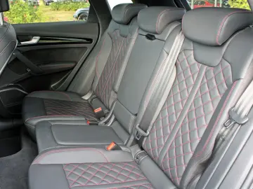 Q5 40TDI qu S LINE PANO BLACK MATRIX TOUR/STADT