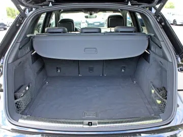 Q5 40TDI qu S LINE PANO BLACK MATRIX TOUR/STADT
