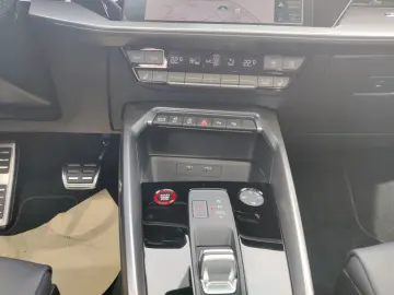RS3 Limousine 2.5 TFSI q. S-Tronic, Matrix, RS-A
