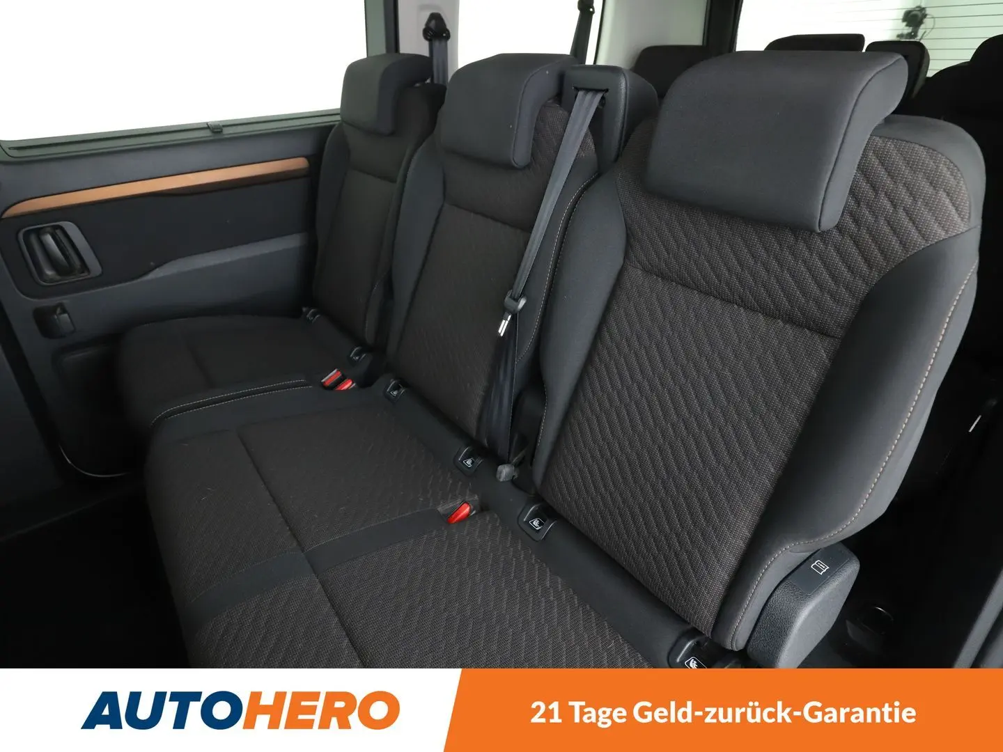 ProAce Verso 2.0 D-4D L1 Team D Aut.*NAVI*360*
