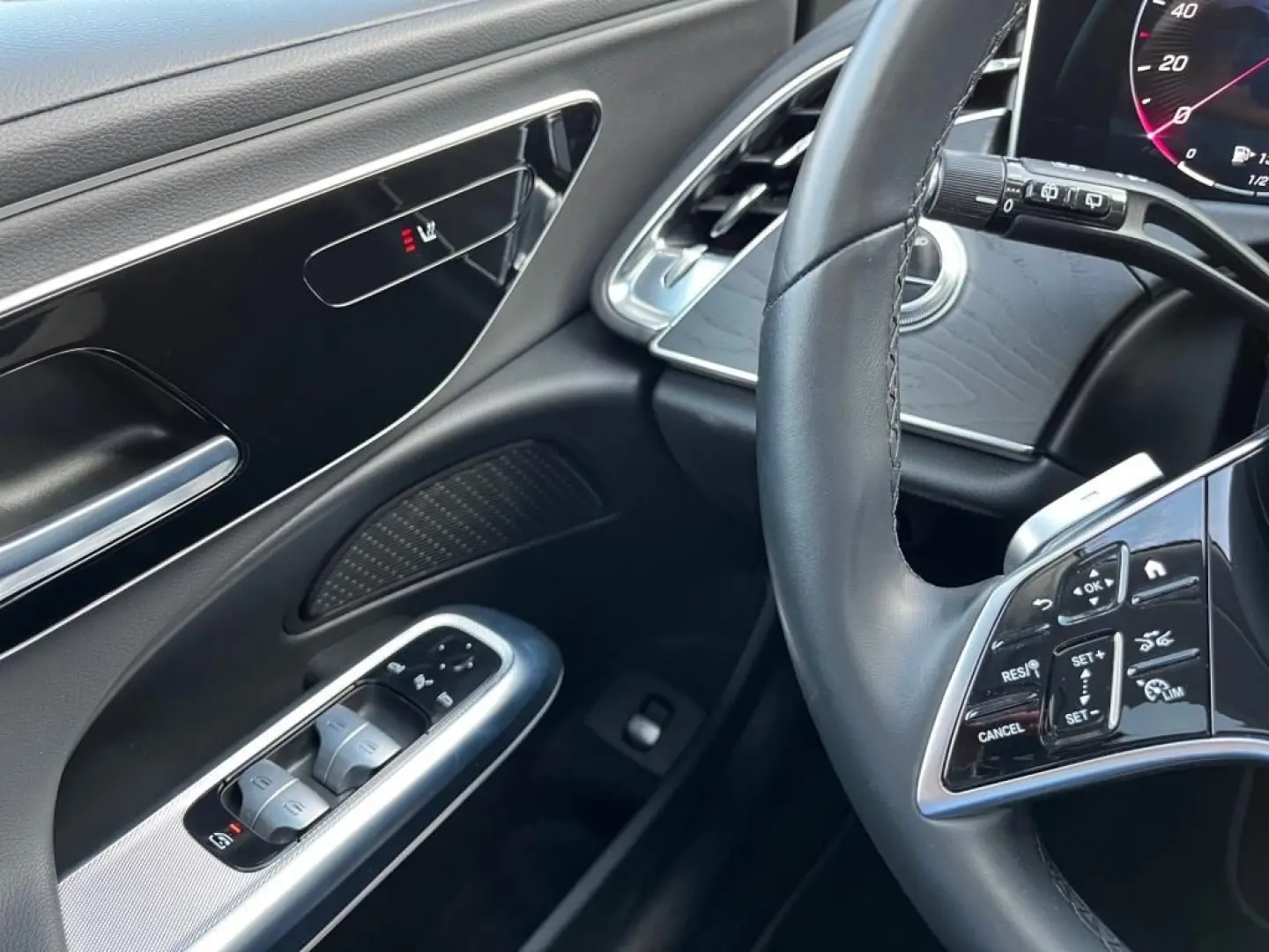 E 200 T Avantg. Pano Navi LED KeyLess Totw.