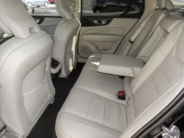 V60 Cross Country B4 (Diesel) AWD Ultimate