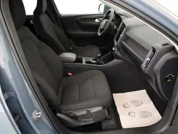 XC40 Momentum Core,Navi,LED,PDC,DAB