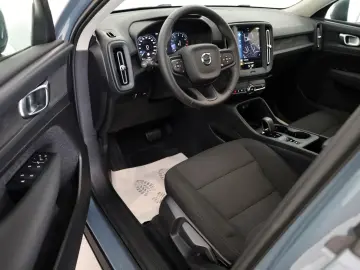 XC40 Momentum Core,Navi,LED,PDC,DAB
