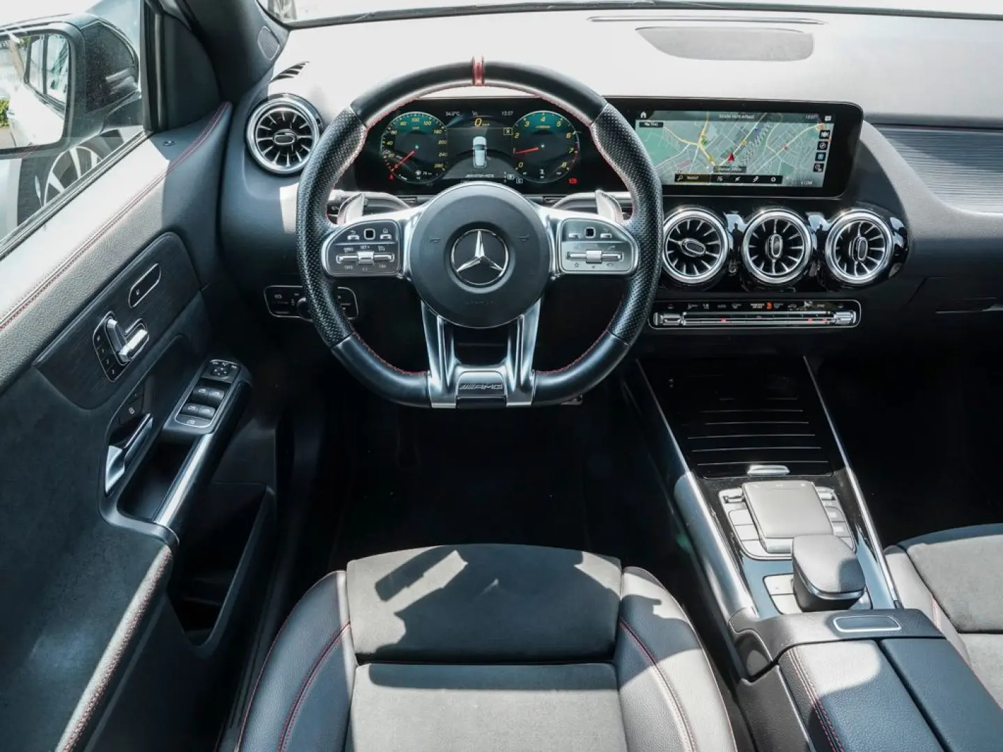 GLA 35 AMG 4M MBUX NIGHT MEMORY KAMERA LED DAB