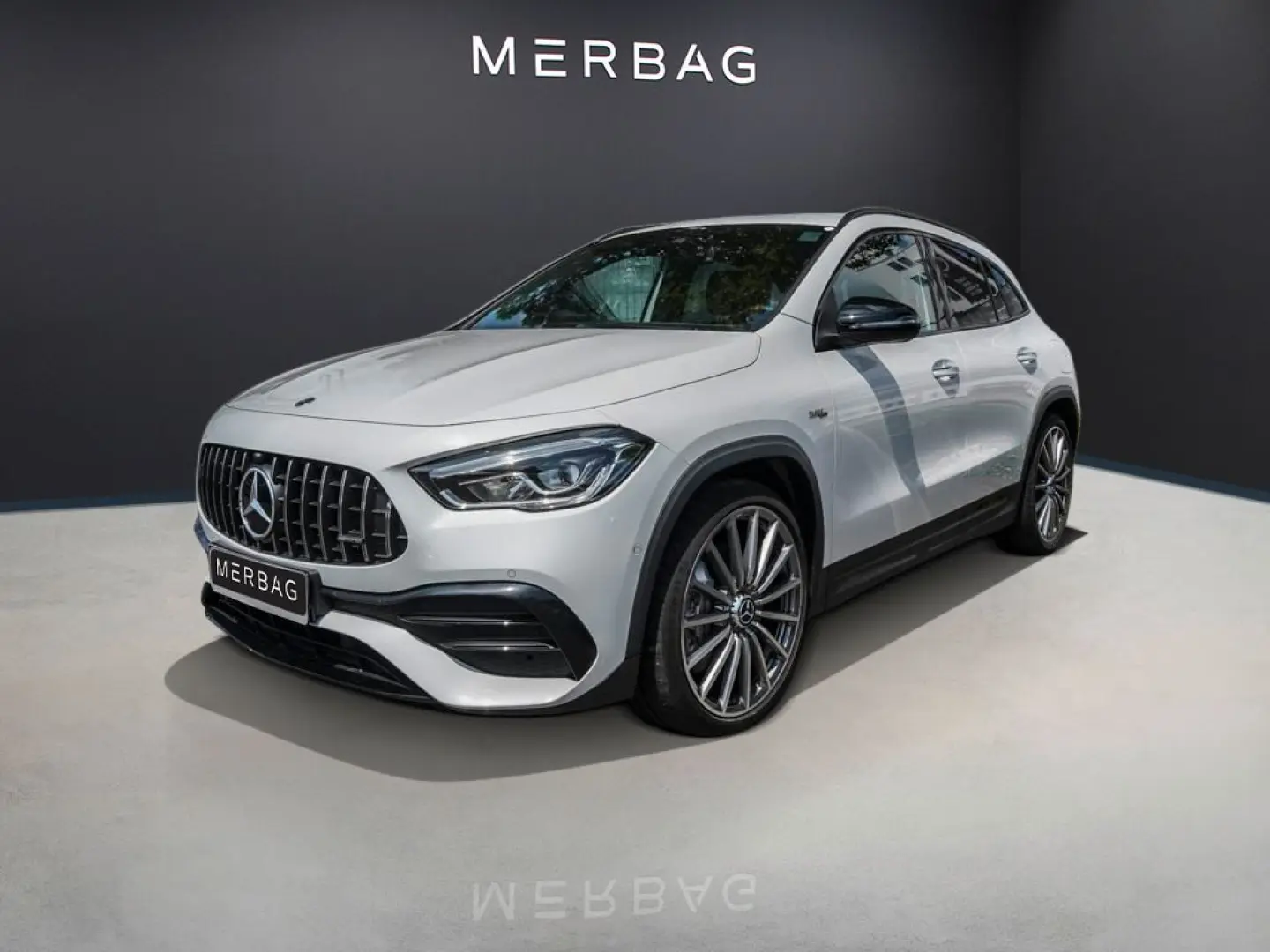 GLA 35 AMG 4M MBUX NIGHT MEMORY KAMERA LED DAB