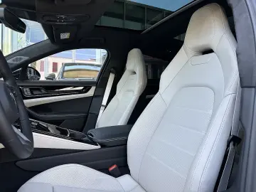 Panamera Turbo E-Hybrid 21,8kWh PDK