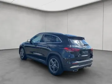 GLA 250 4M AMG Panodach LED Ambiente
